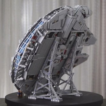 ⭐STAR WARS SERIES SPAZIO MILLENNIUM FALCON PZ 8445 LEGO COMPATIBILE SPED 7 15 G