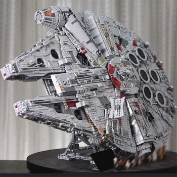 ⭐STAR WARS SERIES SPAZIO MILLENNIUM FALCON PZ 8445 LEGO COMPATIBILE SPED 7 15 G